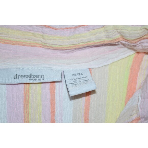 Dress Barn Woman's Summer seersucker short sleeve top 22/24 Peach stretch Plus - Picture 4 of 6
